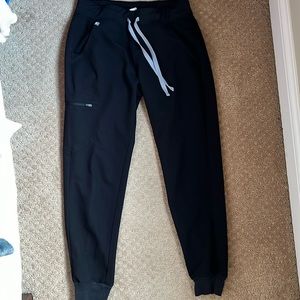 Figs brand women’s jogger pants